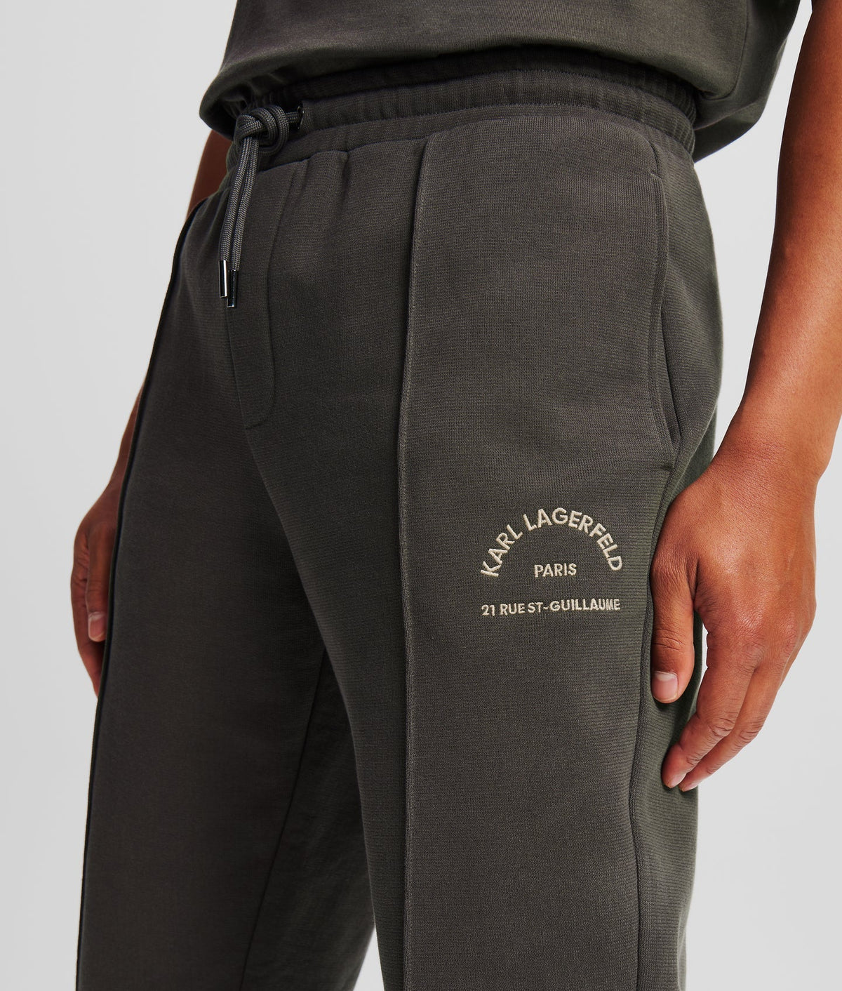 KARL RUE ST-GUILLAUME SWEATPANTS